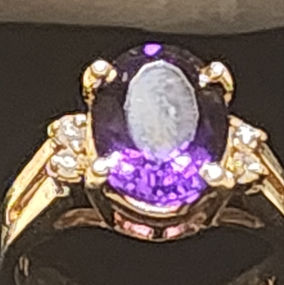 Amethyst diamond ring